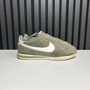 Nike Cortez green suede